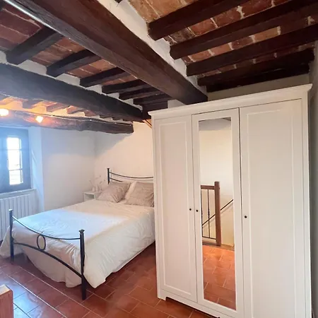 Romantic Escape In Medioeval Passignano -lake View * Passignano sul Trasimeno